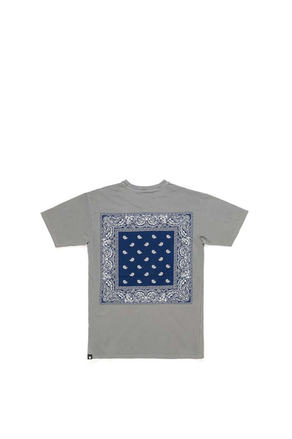 HTC BANDANA T-SHIRT Regular fit t-shirt with printed mini-logo on the front. Vintage bandana set on the back. 100% cotton. Made in Italy. HTC LOS ANGELES