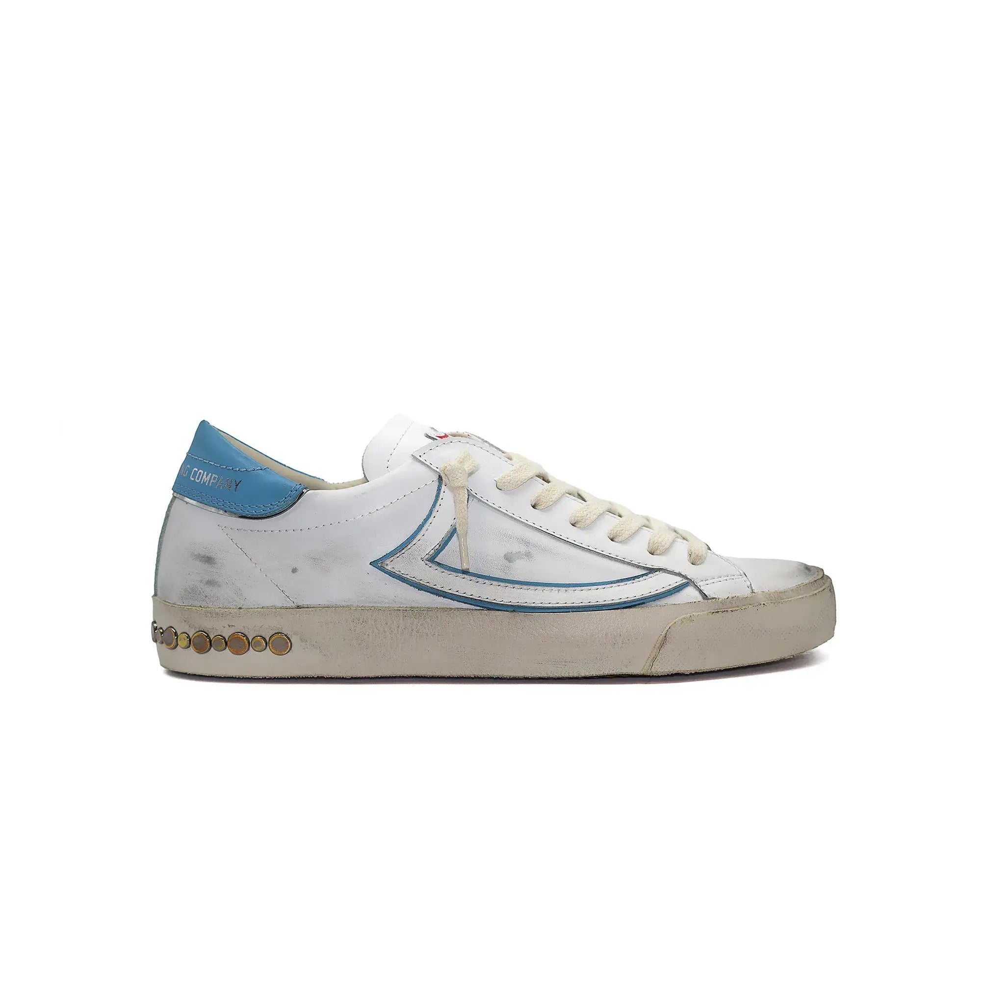 htc los angeles HTC VIPERS LOW MAN WHITE/AZURE HTC VIPERS LOW MAN W/A HTC VIPERS low-top sneakers in white/azure with a distressed finish. Standard fit, providing a comfortable and flexible wrap. Front lace-up closure for a secure fit. Small logo on the t