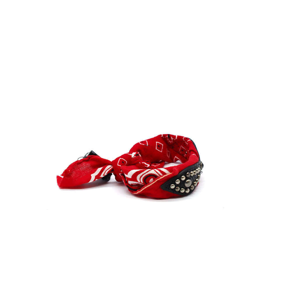 Hollywood Trading Company BANDANA LUX BR BANDANA LUX BR Black/Red Vintage bandana bracelet with studded leather inserts. Swarovski inserted in the center of the bracelet. Knot closure. 100% cotton 100% leather. Made in Italy. bracciale Hollywood Trading C