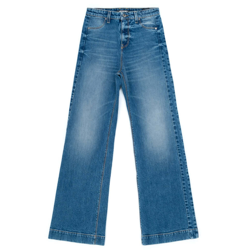 Hollywood Trading Company FLARE PANTS FLARE PANTS Flare fit jeans with front button and zip closure. Stonewashed coloring may vary. Five pockets. Composition: 100% Cotton. PANTS Hollywood Trading Company Hollywood Trading Company