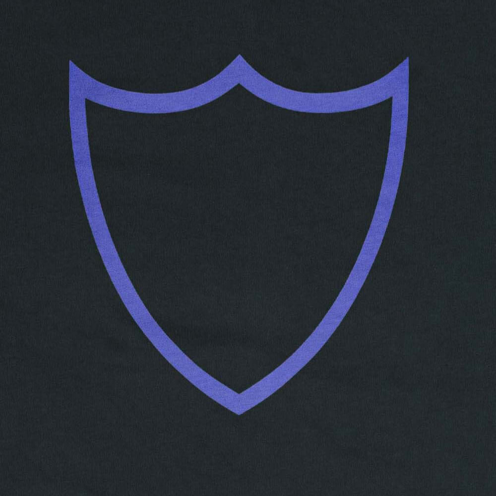 htclosangeles HTC PREMIUM SHIELD T-SHIRT HTC PREMIUM SHIELD T-SHIRT Regular fit t-shirt with printed shield logo on the front. Composition: 100% Cotton GARMENT DYE T-SHIRT WITH CORROSION TREATMENT BLACK/PURPLE t-shirt Hollywood Trading Company Hollywood T