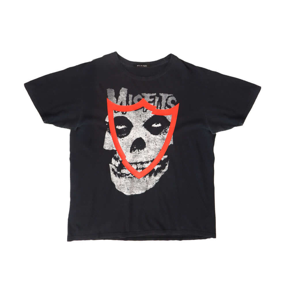 Hollywood Trading Company HTC VINTAGE MISFITS T-SHIRT HTC VINTAGE MISFITS T-SHIRT ONE OF A KIND VINTAGE T-SHIRT WITH ORIGINAL MISFITS PRINT, REWORKED WITH RED HTC LOGO ON THE FRONT. BOXY FIT. t-shirt Hollywood Trading Company Hollywood Trading Company