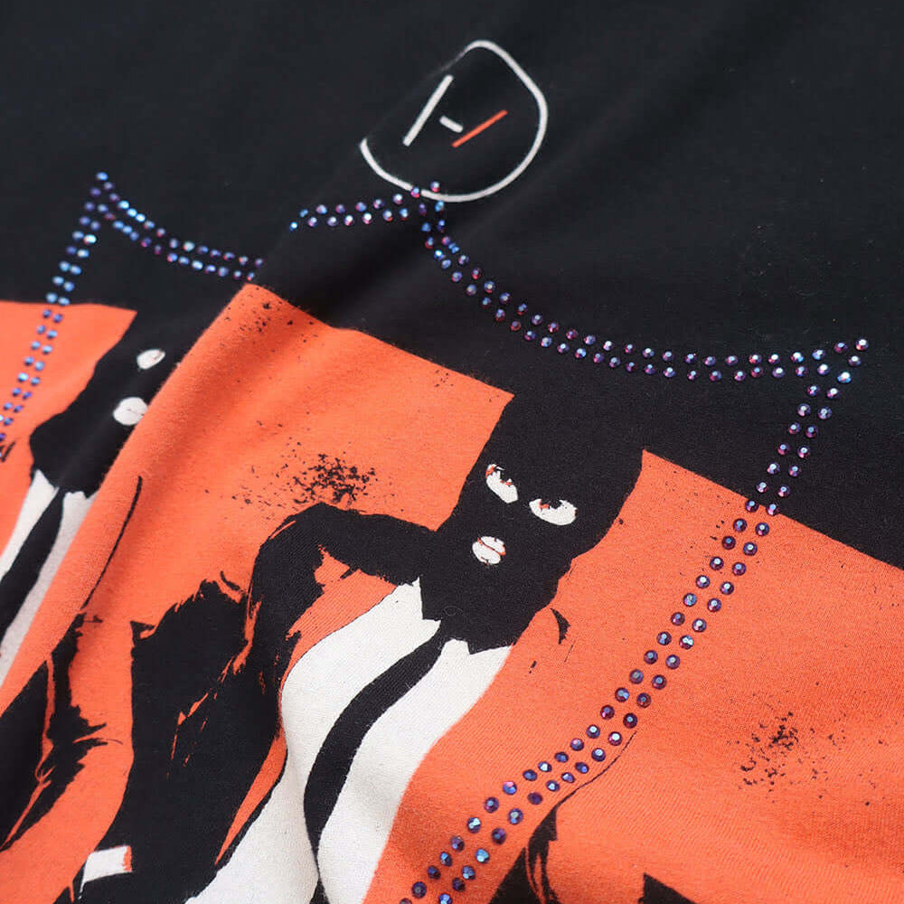 Hollywood Trading Company HTC VINTAGE 21 PILOTS LUX T-SHIRT BLACK/BLUETTE HTC VINTAGE 21 PILOTS LUX T-SHIRT BLACK/BLUETTE ONE OF A KIND VINTAGE T-SHIRT WITH ORIGINAL TWENTY ONE PILOTS PRINT, REWORKED WITH BLUE STUDDED HTC LOGO ON THE FRONT. REGULAR FIT. T