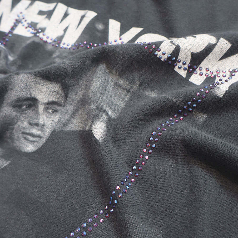 Hollywood Trading Company HTC VINTAGE JAMES DEAN LUX T-SHIRT BLACK/BLUETTE HTC VINTAGE JAMES DEAN LUX T-SHIRT BLACK/BLUETTE ONE OF A KIND VINTAGE T-SHIRT WITH ORIGINAL JAMES DEAN PRINT, REWORKED WITH BLUE STUDDED HTC LOGO ON THE FRONT. REGULAR FIT. T-SHIR