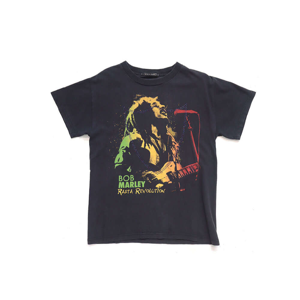 Hollywood Trading Company HTC VINTAGE BOB MARLEY LUX T-SHIRT MIX BLACK HTC VINTAGE BOB MARLEY LUX T-SHIRT MIX BLACK ONE OF A KIND VINTAGE T-SHIRT WITH ORIGINAL BOB MARLEY PRINT, REWORKED WITH BLUE STUDDED HTC LOGO ON THE FRONT. BOXY FIT. T-SHIRTS Hollywoo