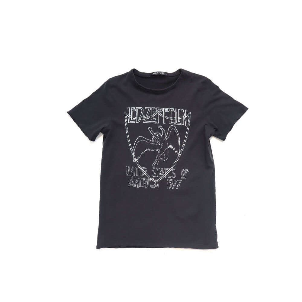 Hollywood Trading Company HTC VINTAGE LED ZEPPELIN LUX T-SHIRT BLACK/SILVER HTC VINTAGE LED ZEPPELIN LUX T-SHIRT BLACK/SILVER ONE OF A KIND VINTAGE T-SHIRT WITH ORIGINAL LED ZEPPELIN PRINT, REWORKED WITH SILVER STUDDED HTC LOGO ON THE FRONT. REGULAR FIT.