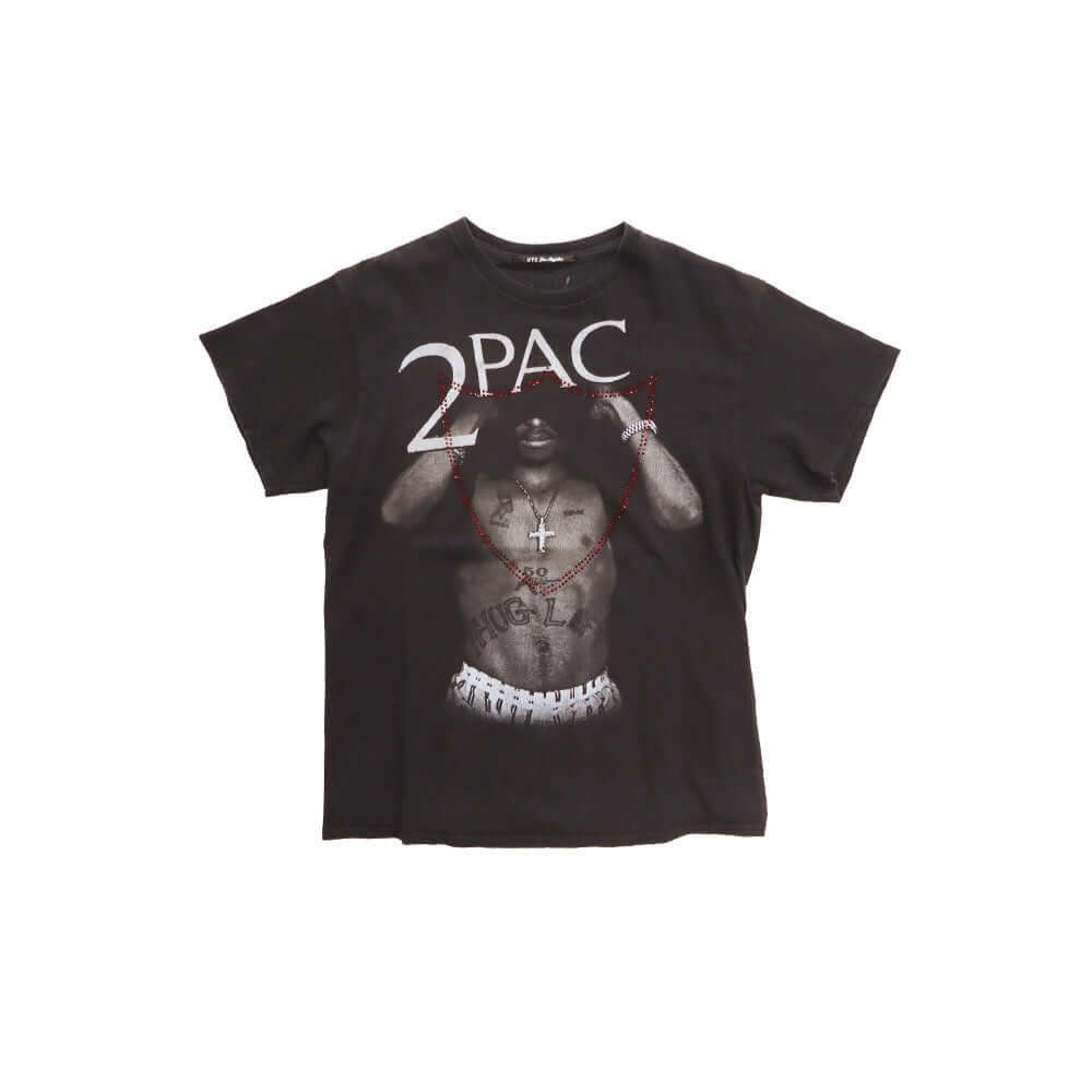 htc los angeles HTC VINTAGE TUPAC LUX T-SHIRT MIX BLACK HTC VINTAGE TUPAC LUX T-SHIRT MIX BLACK ONE OF A KIND VINTAGE T-SHIRT WITH ORIGINAL TUPAC PRINT, REWORKED WITH RED STUDDED HTC LOGO ON THE FRONT. REGULAR FIT. T-SHIRTS Hollywood Trading Company Holly