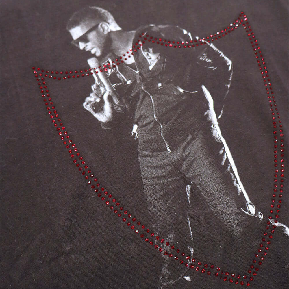 htc los angeles HTC VINTAGE USHER LUX T-SHIRT MIX BLACK HTC VINTAGE USHER LUX T-SHIRT MIX BLACK ONE OF A KIND VINTAGE T-SHIRT WITH ORIGINAL USHER PRINT, REWORKED WITH RED STUDDED HTC LOGO ON THE FRONT. REGULAR FIT. T-SHIRTS Hollywood Trading Company Holly