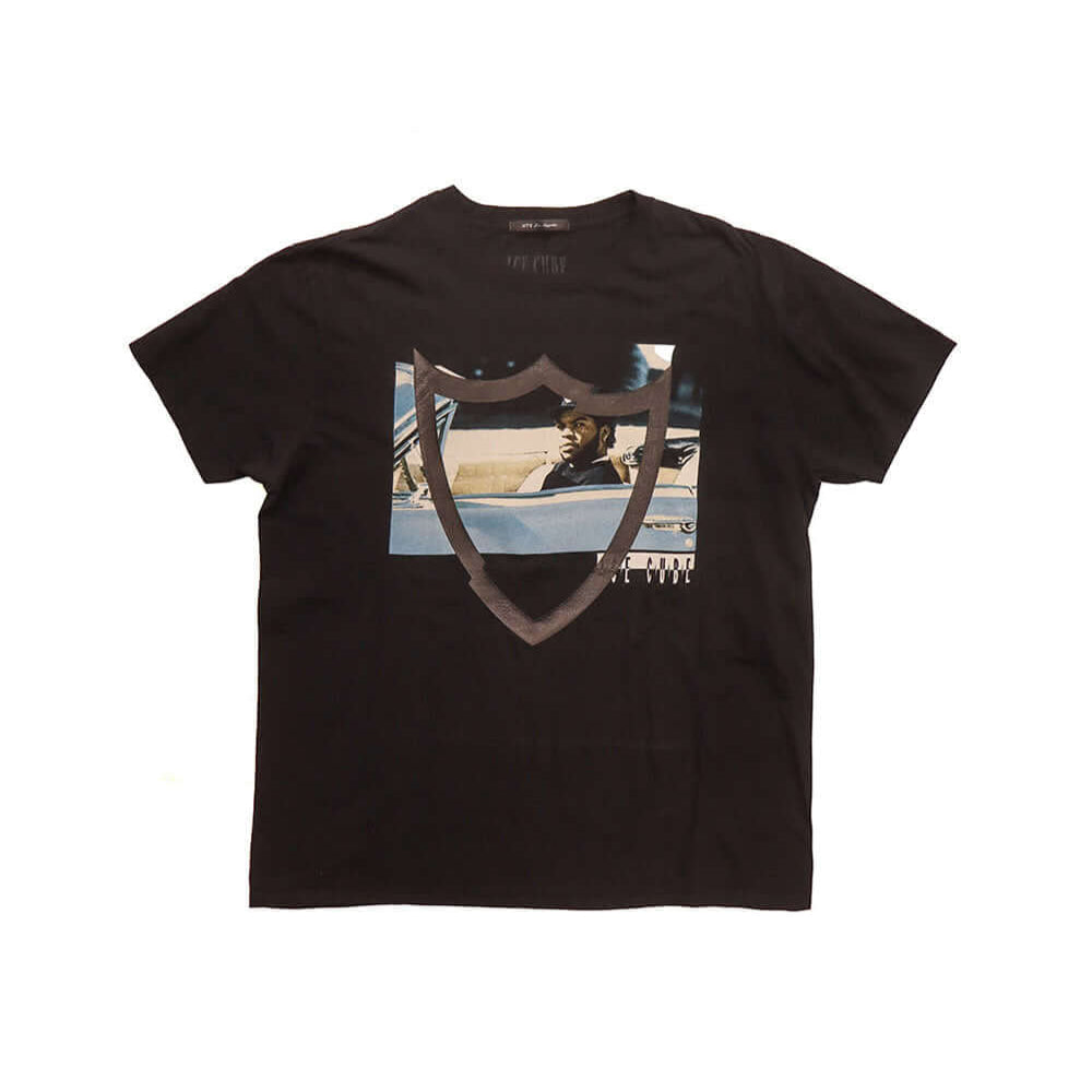 htc los angeles HTC VINTAGE ICE CUBE T-SHIRT MIX BLACK HTC VINTAGE ICE CUBE T-SHIRT MIX BLACK ONE OF A KIND VINTAGE T-SHIRT WITH ORIGINAL ICE CUBE PRINT, REWORKED WITH BLACK HTC LOGO ON THE FRONT. BOXY FIT. T-SHIRTS Hollywood Trading Company Hollywood Tra
