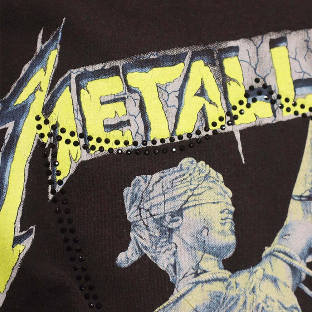 htc los angeles HTC VINTAGE METALLICA STUDDED T-SHIRT MIX BLACK HTC VINTAGE METALLICA STUDDED T-SHIRT MIX BLACK ONE OF A KIND VINTAGE T-SHIRT WITH ORIGINAL METALLICA PRINT, REWORKED WITH BLACK STUDDED HTC LOGO ON THE FRONT. REGULAR FIT. T-SHIRTS Hollywood