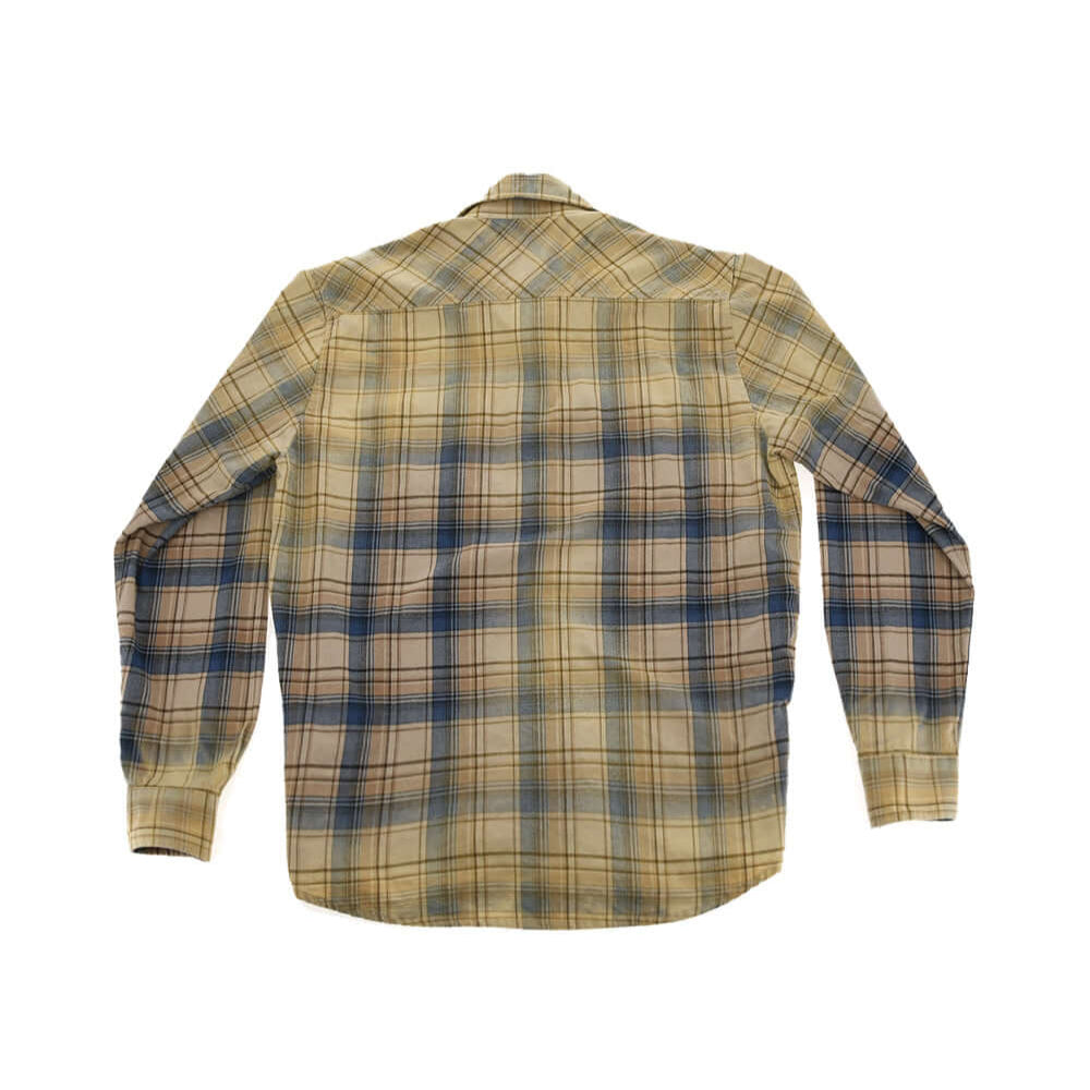 Hollywood Trading Company HTC STUDDED VINTAGE SHIRT HTC STUDDED VINTAGE SHIRT YELLOW/AZZURRO Studded Check cotton shirt. Regular fit. Front button closure. Two brest pockets. 100% cotton. Made in Italy. Yellow/Azure SHIRTS Hollywood Trading Company Hollyw