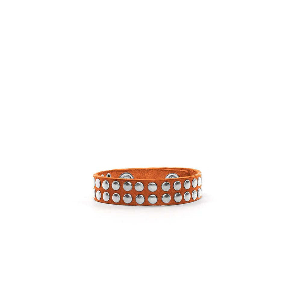 Hollywood Trading Company 10.000 MINI BR 10.000 MINI BR Leather bracelet with studs, zamac button closure with carved HTC Los Angeles logo. Hollywood Trading Company Hollywood Trading Company