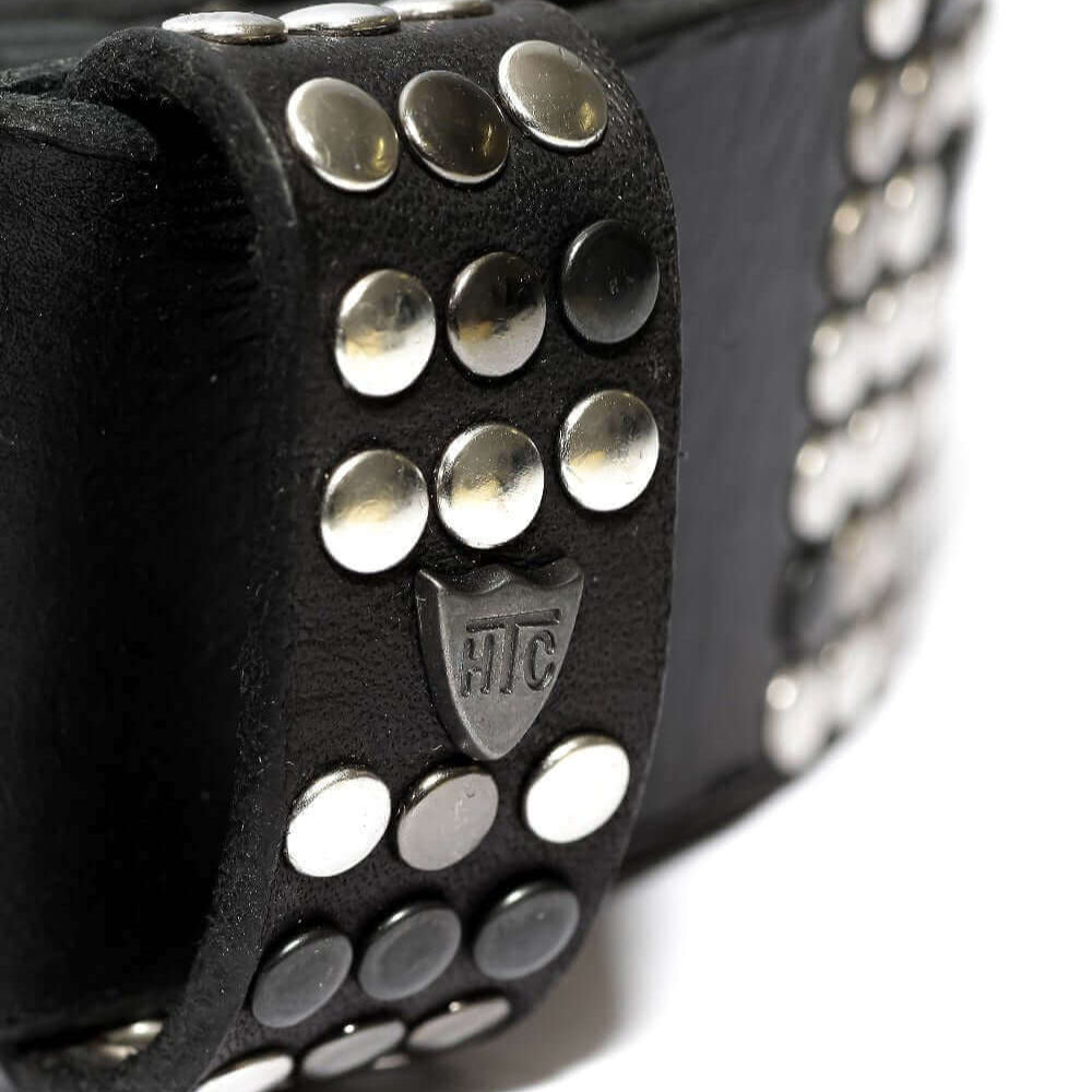 Hollywood Trading Company 10.000 STUDS COLOR BELT 10.000 STUDS COLOR BELT Leather belt with mixed studs, brass buckle, studded zamac belt loop with HTC logo rivet. Made in Italy. BELTS Hollywood Trading Company Hollywood Trading Company