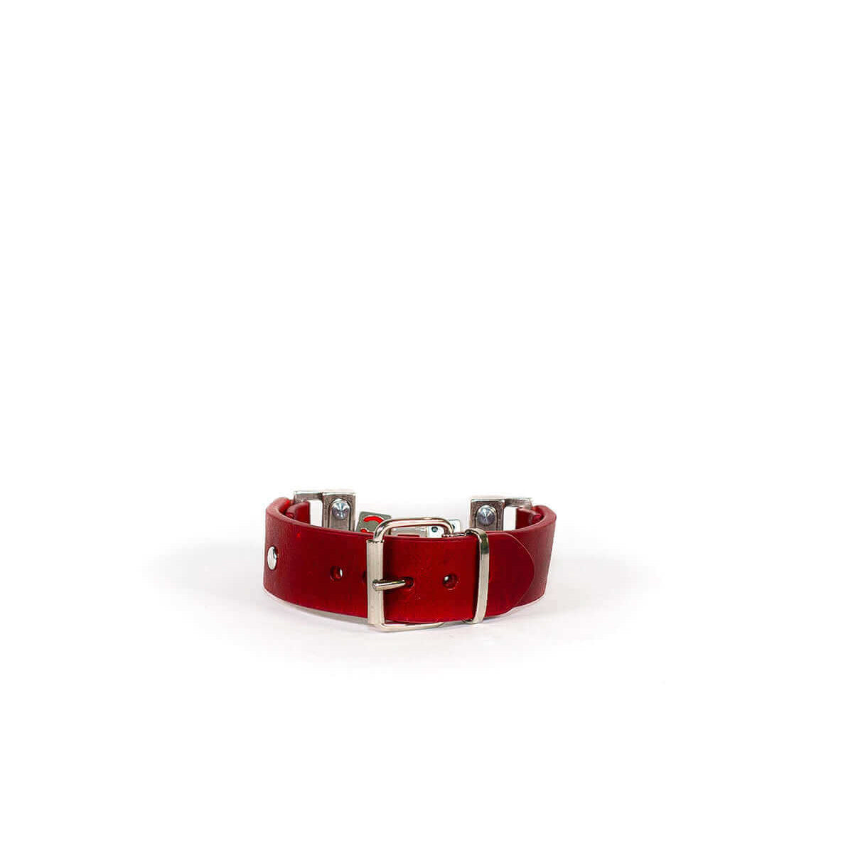 Hollywood Trading Company DICES BR DICES BR Leather bracelet with metal 'HTC dices' detail. Buckle closure. Composition: 100% leather, 100% metal. Hollywood Trading Company Hollywood Trading Company