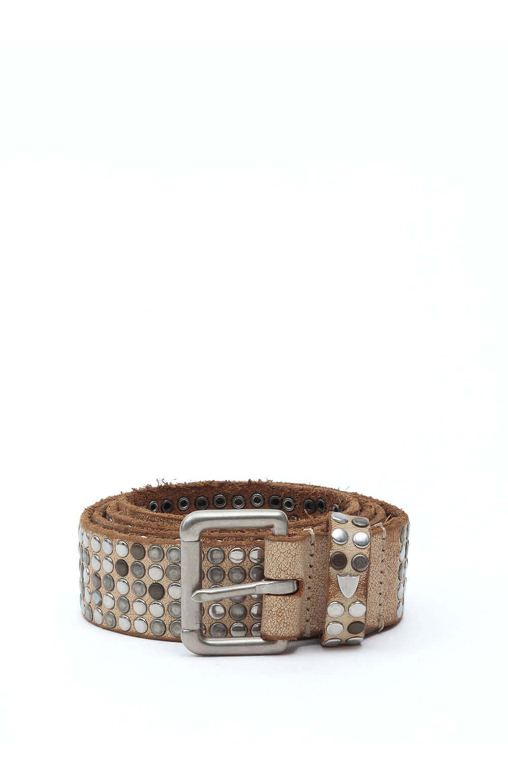 5.000 STUDS BELT Natural leather belt with studs, brass buckle, studded zamac belt loop with HTC logo rivet. Height: 3.5 cm. Made in Italy. HTC LOS ANGELES