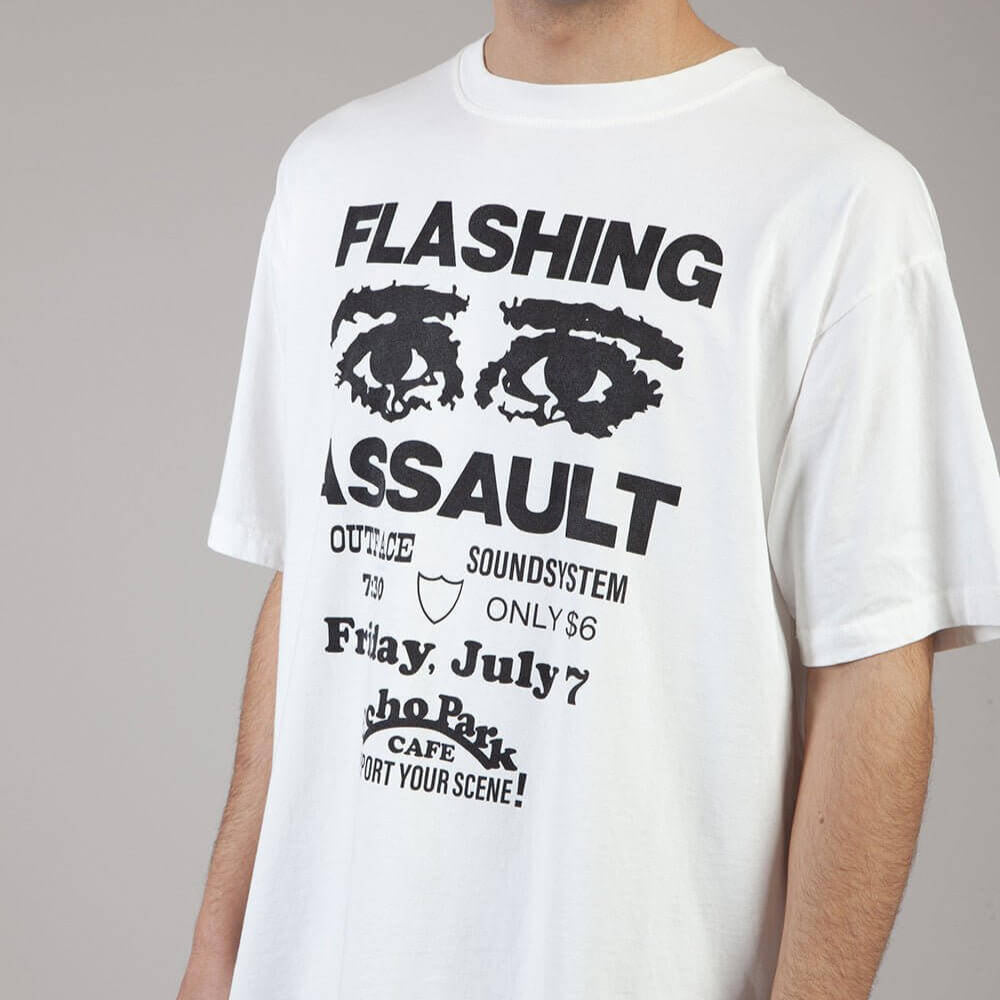 HTC LOS ANGELES ASSAULT T-SHIRT WHITE ASSAULT T-SHIRT WHITE Regular fit t-shirt printed on the front. Composition: 100% Cotton T-SHIRTS Hollywood Trading Company Hollywood Trading Company