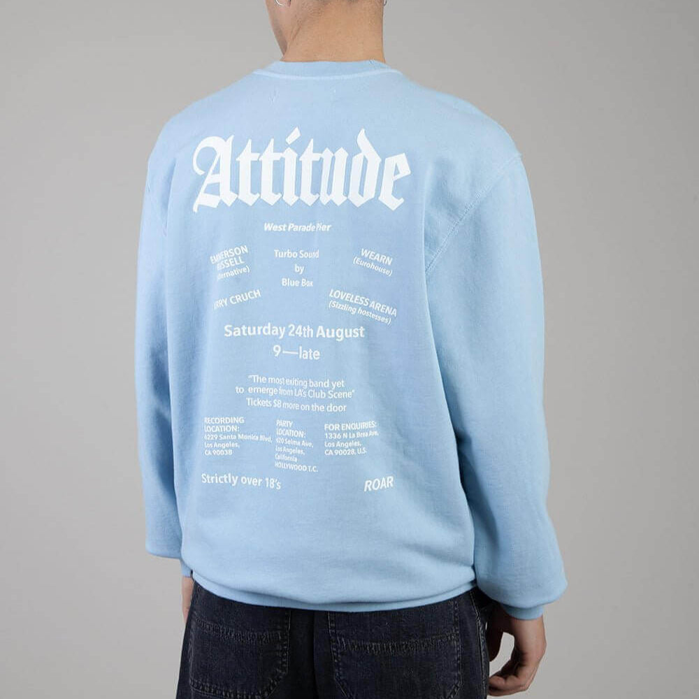 Hollywood Trading Company ATTITUDE CREWNECK AZURE ATTITUDE CREWNECK AZURE Regular fit sweater with printed logo on the front. Composition: 100% Cotton SWEATERS Hollywood Trading Company Hollywood Trading Company