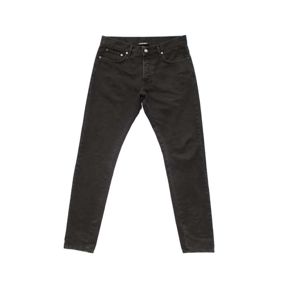 htc los angeles STRAIGHT MEN DENIM BLACK BULL STRAIGHT MEN DENIM BLACK BULL Straight fit jeans in black denim, 5 pockets, hidden front button closure. Metallic logo detail on the back. 100% cotton. Made in Italy. PANTS Hollywood Trading Company Hollywood