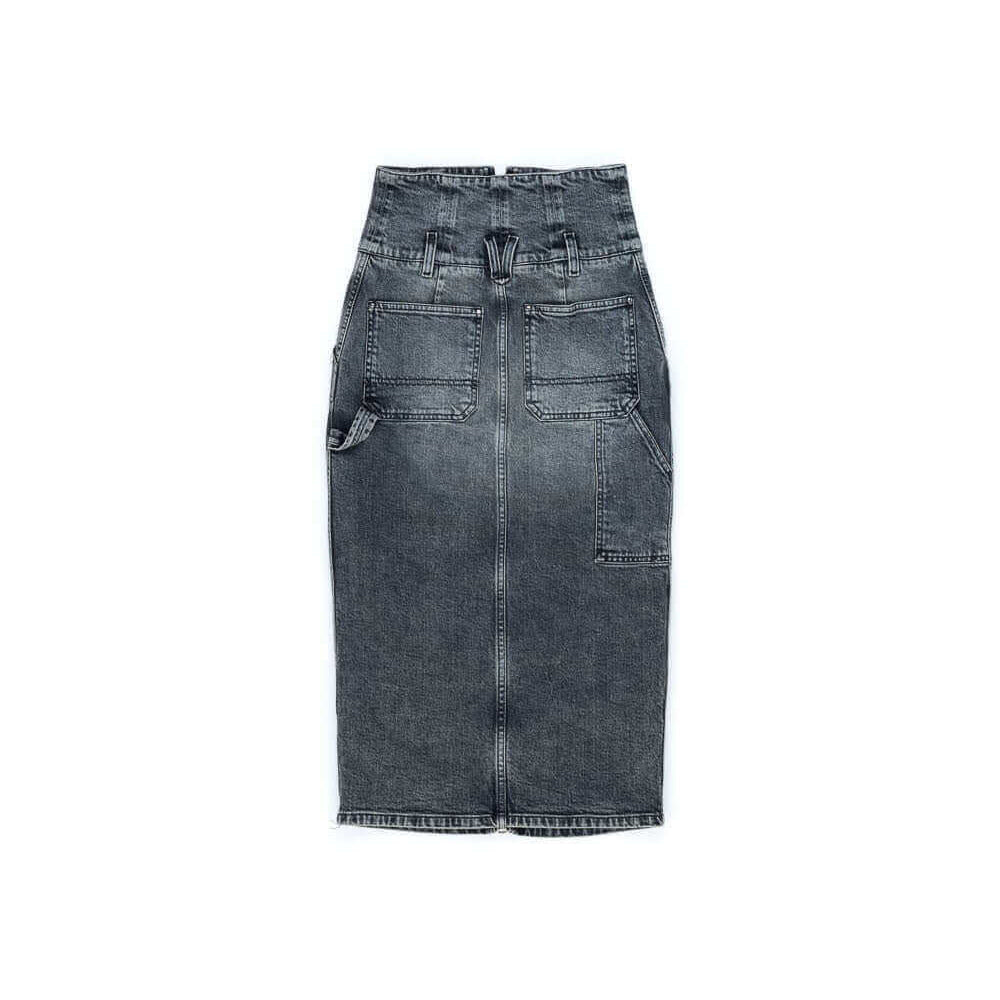 HTC LOS ANGELES CARGO LONGUETTE SKIRT CARGO LONGUETTE SKIRT Denim longuette skirt with front zip closure. Front and back pockets. High waist. Composition: 100% Cotton Hollywood Trading Company Hollywood Trading Company