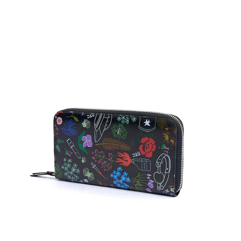 Hollywood Trading Company DIRTY FLOWERS ZIP WALLET DIRTY FLOWERS ZIP WALLET Black leather coin purse with 'dirty flowers' print, zip closure and inner CC holder. Lenght: 18 cm. Height: 10 cm. Cowskin. Made In Italy. Hollywood Trading Company Hollywood Tra