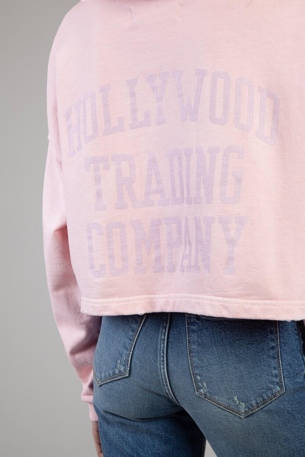 HOLLYWOOD T.C. CROP HOODIE Crop sweater with HTC logo on the front. Composition: 100% Cotton HTC LOS ANGELES