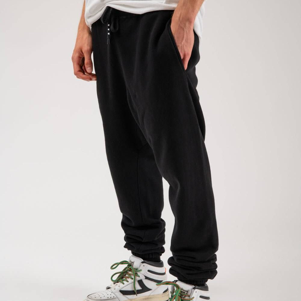 htclosangeles HTC BASIC PANTS HTC BASIC PANTS Black basic pants. Elastic waistband with drawstring. Side pockets. 93% Viscose 7% Elastane. Made in EU Hollywood Trading Company Hollywood Trading Company
