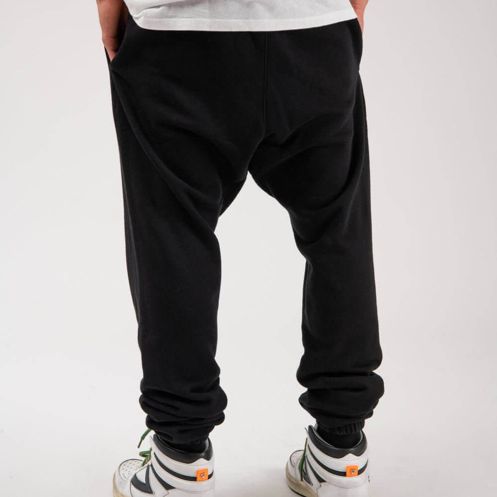 htclosangeles HTC BASIC PANTS HTC BASIC PANTS Black basic pants. Elastic waistband with drawstring. Side pockets. 93% Viscose 7% Elastane. Made in EU Hollywood Trading Company Hollywood Trading Company