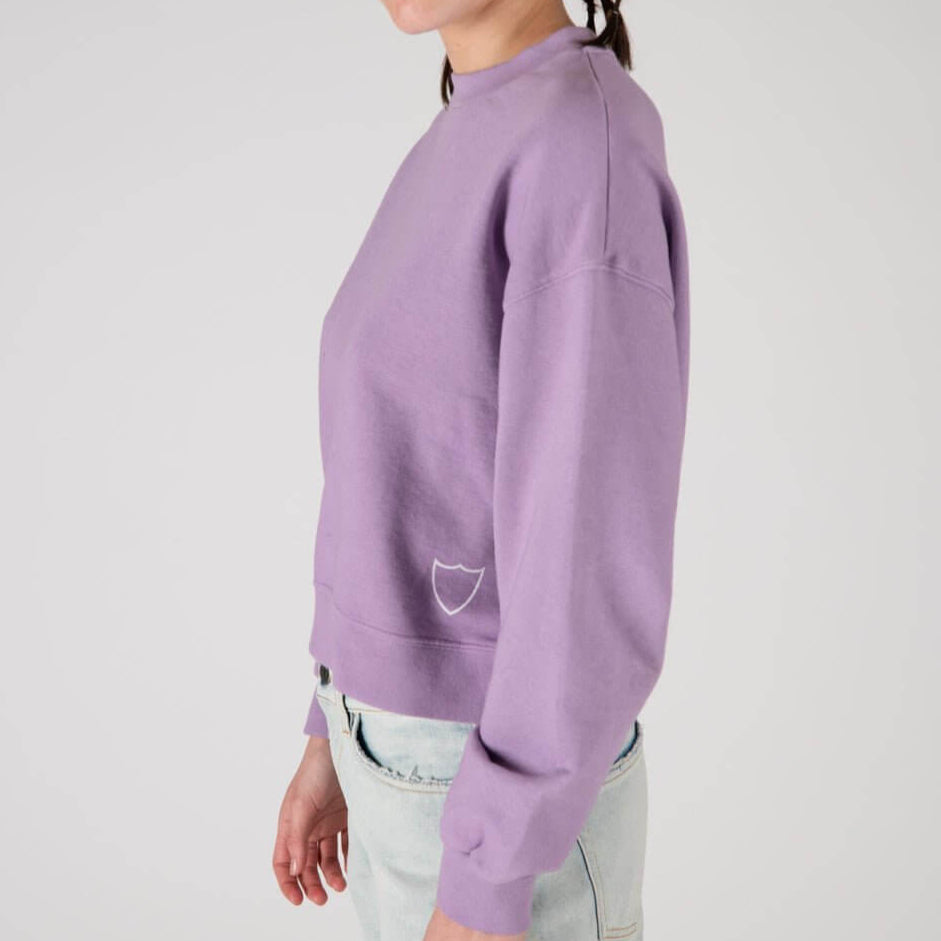 htc los angeles HTC CROP LOGO LILAC HTC CROP LOGO LILAC Crop sweater with HTC logo on the front. Composition: 100% Cotton Hollywood Trading Company Hollywood Trading Company