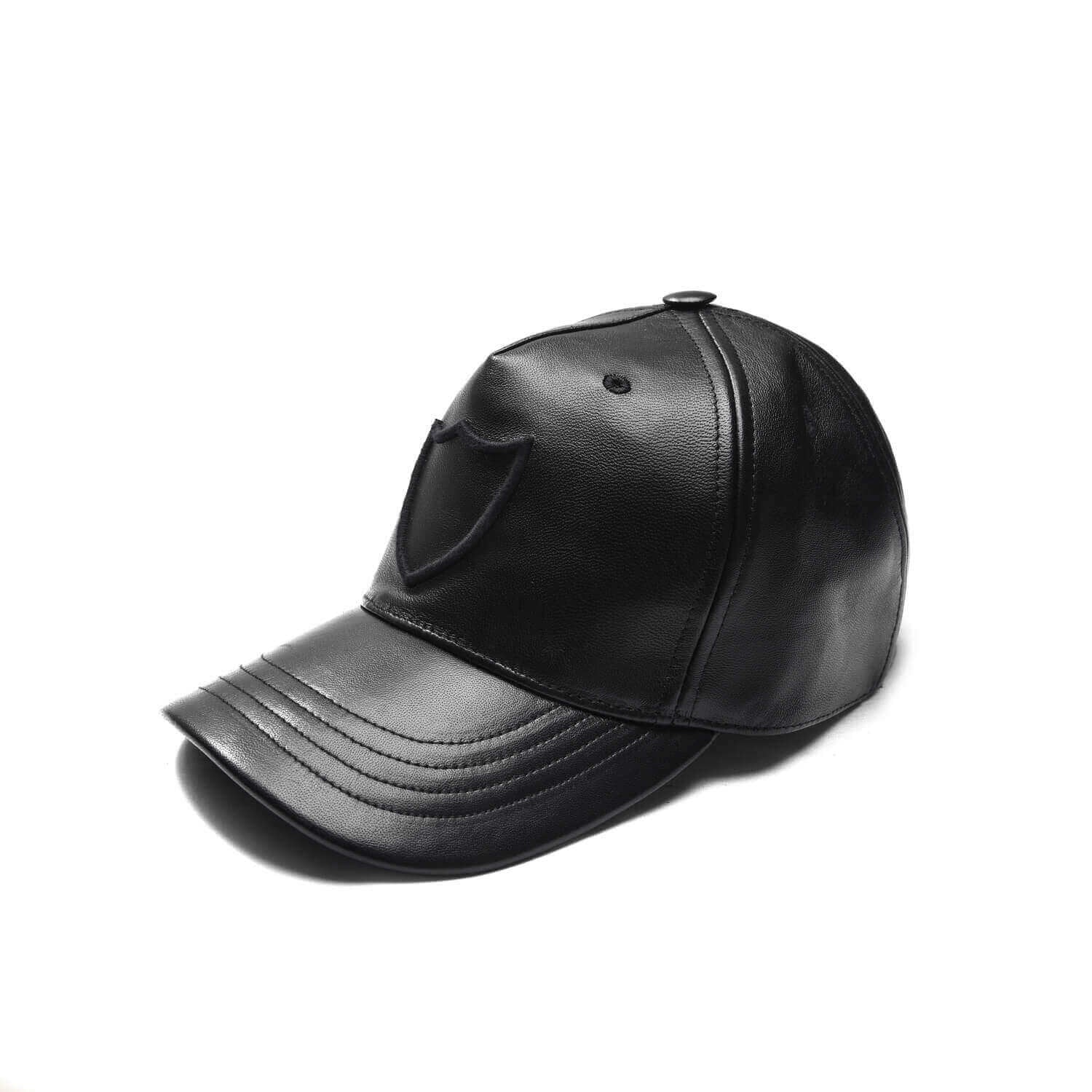 Hollywood Trading Company HTC LEATHER BASEBALL CAP HTC LEATHER BASEBALL CAP Black leather baseball hat, HTC black logo embroidered on the front. One Size.Composition: 100% Cotton. Hollywood Trading Company Hollywood Trading Company