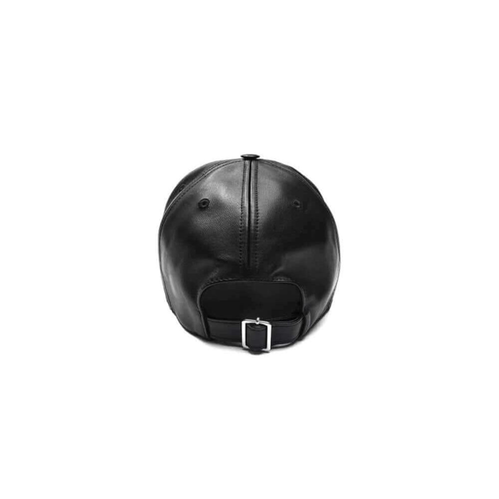 Hollywood Trading Company HTC LEATHER BASEBALL CAP HTC LEATHER BASEBALL CAP Black leather baseball hat, HTC black logo embroidered on the front. One Size.Composition: 100% Cotton. Hollywood Trading Company Hollywood Trading Company
