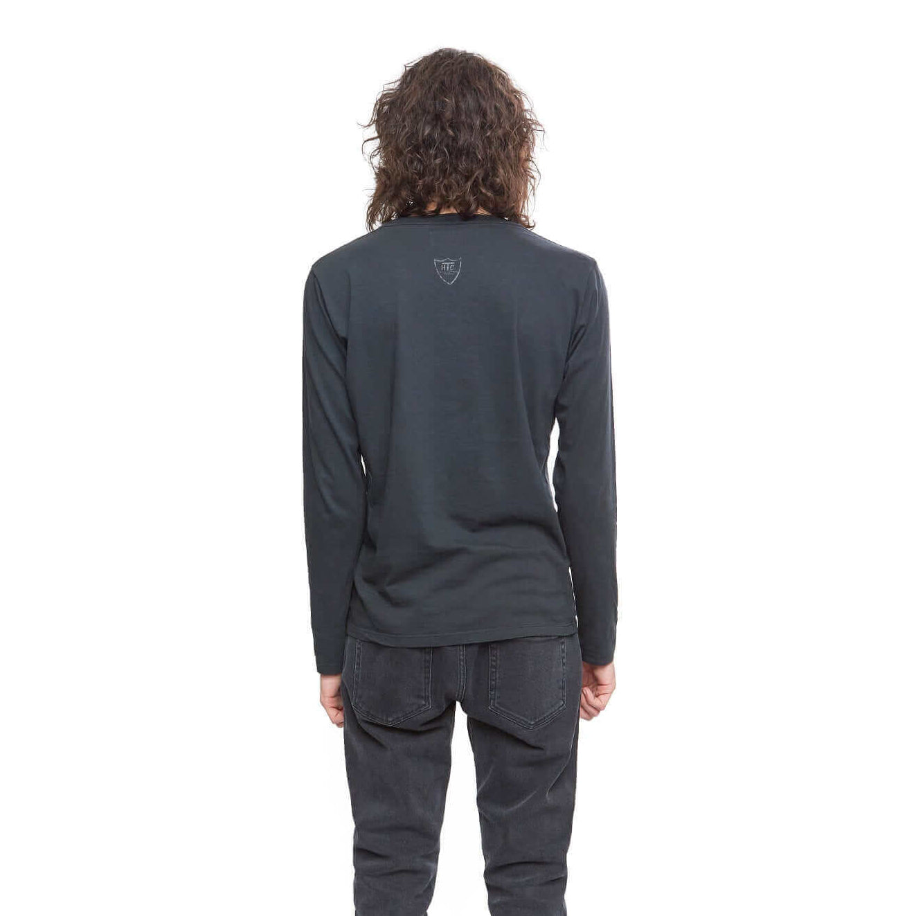 htclosangeles HTC LOGO BLACK LS TEE HTC LOGO BLACK LS TEE Black long-sleeves t-shirt with black HTC Los Angeles shield logo printed on the front. 100% cotton. Made in Italy Hollywood Trading Company Hollywood Trading Company