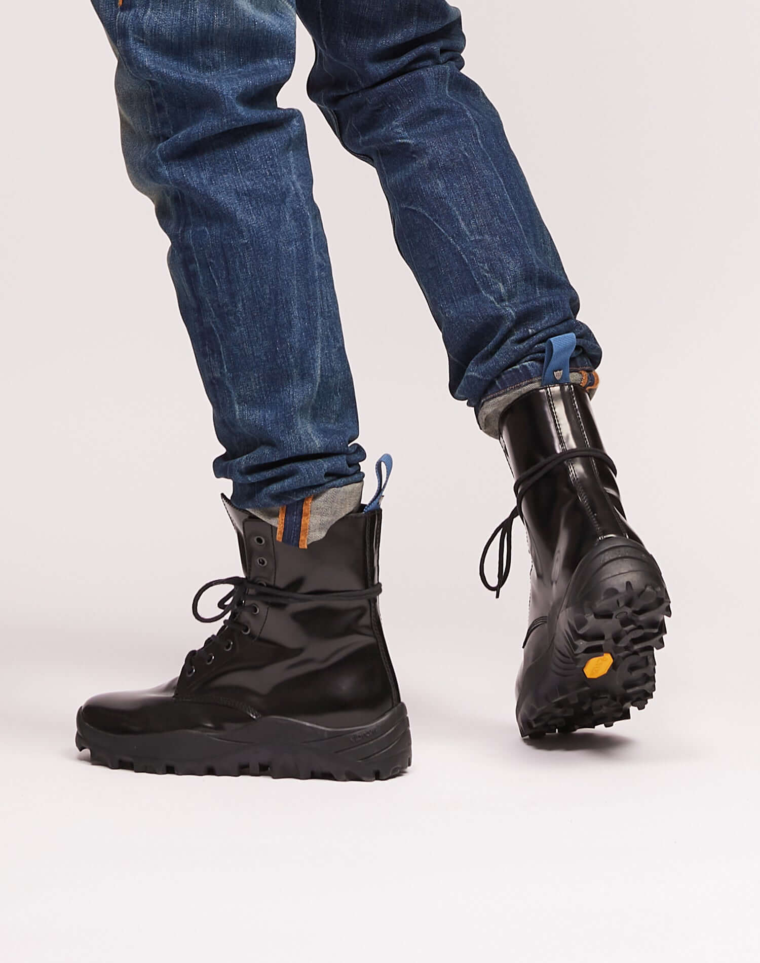 L.A. COMBAT BOOT Leather boots with laces. Vibram Sole. Made in Italy HTC LOS ANGELES