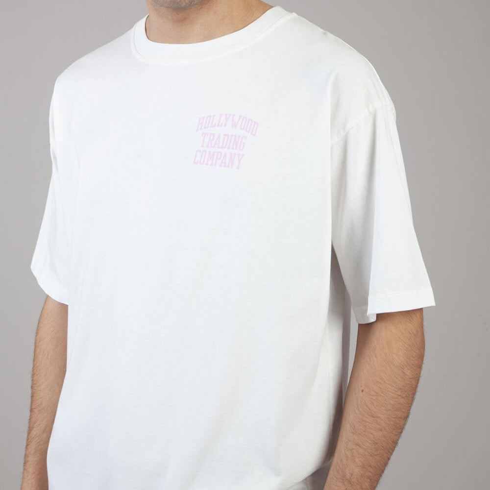 HTC LOS ANGELES LIL HOLLYWOOD T.C. T-SHIRT WHITE LIL HOLLYWOOD T.C. T-SHIRT WHITE Regular fit t-shirt with printed htc logo on the front and back. Composition: 100% Cotton T-SHIRTS Hollywood Trading Company Hollywood Trading Company