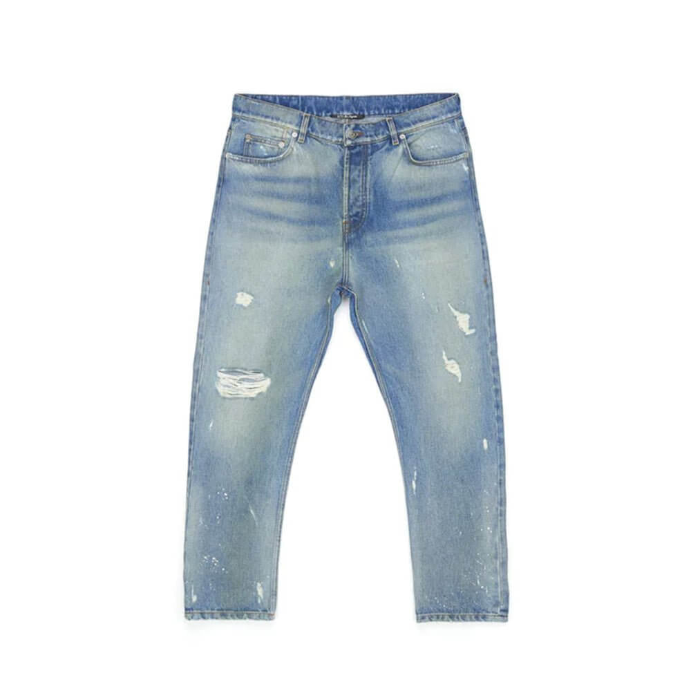 Hollywood Trading Company LOOSE MUSH BLUE LOOSE MUSH BLUE Loose fit jeans in blue denim, 5 pockets, hidden front button closure. Metallic logo detail on the back. 100% cotton. Made in Italy. Hollywood Trading Company Hollywood Trading Company