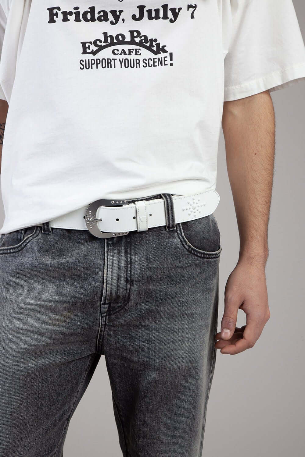 MIRAGE BELT White leather belt, zama buckle, with HTC shield logo rivet. Height: 4 cm. Made in Italy. HTC LOS ANGELES