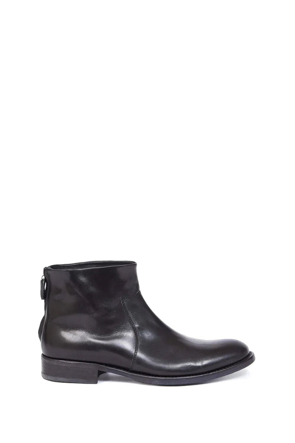 OFFICER ZIP BOOT Black leather boots, leather sole, side zip closure. made in Italy. HTC LOS ANGELES