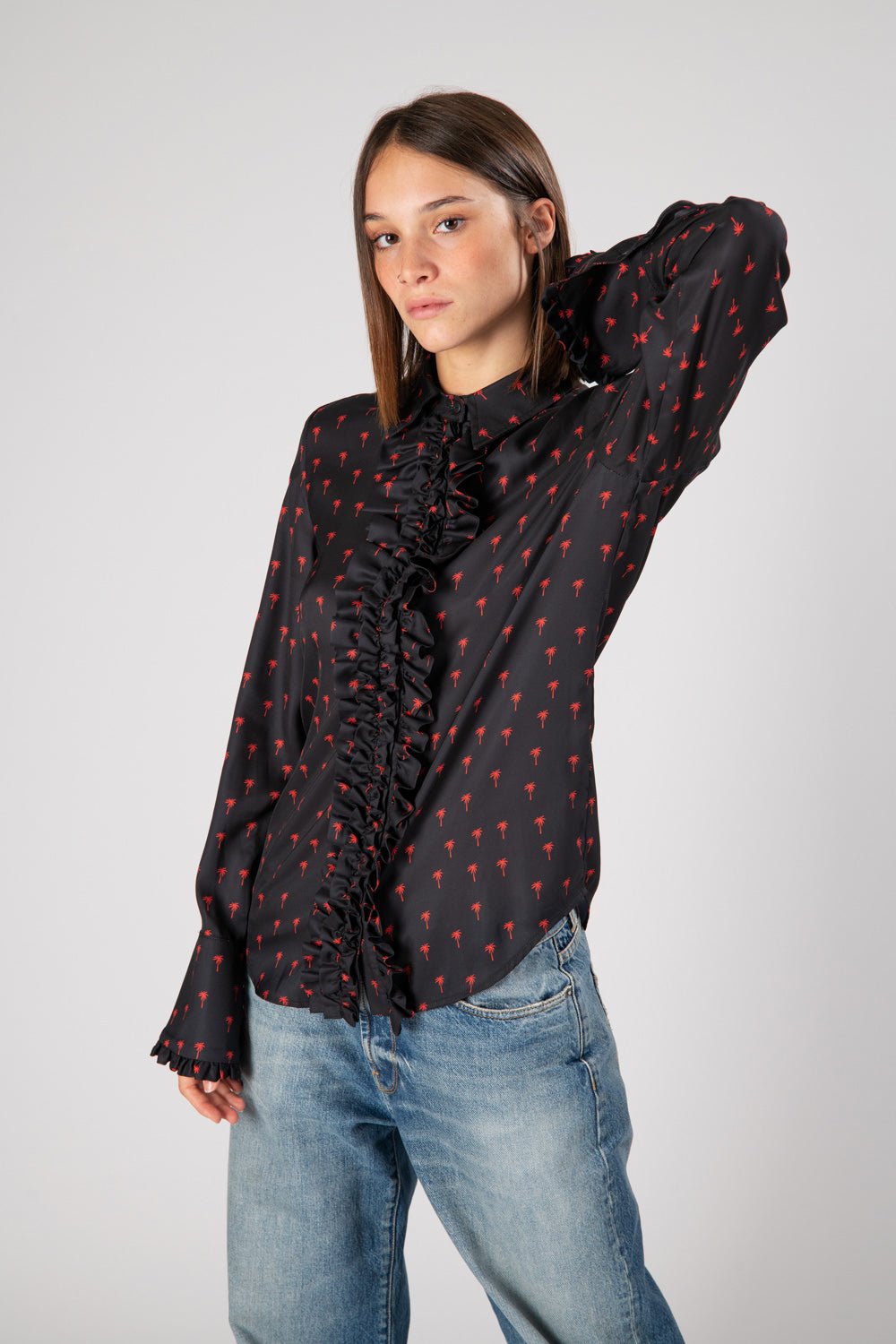 PALMS ROUCHES SHIRT Woman shirt with rouches, allover red palm print. 100% Polyester HTC LOS ANGELES