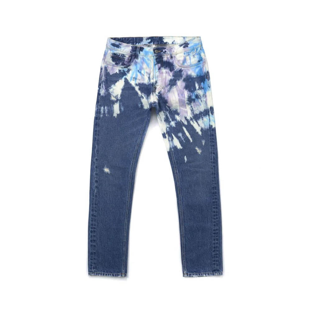 htc los angeles SLIM TIE DYE SLIM TIE DYE Slim fit jeans in tie-dye denim, 5 pockets, hidden front button closure. Metallic logo detail on the back. 100% cotton. Made in Italy. PANTS Hollywood Trading Company Hollywood Trading Company