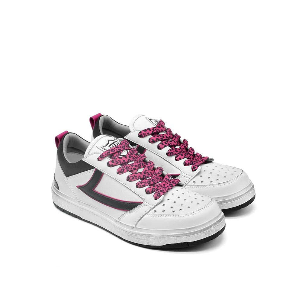 Hollywood Trading Company STARLIGHT OUTLINE LOW WOMAN STARLIGHT OUTLINE LOW WOMAN Starlight Outline Low Woman Sneakers, back pull loop with metal logo detail, front lace-up closure. 100% LEATHER UPPER sneakers Hollywood Trading Company Hollywood Trading C