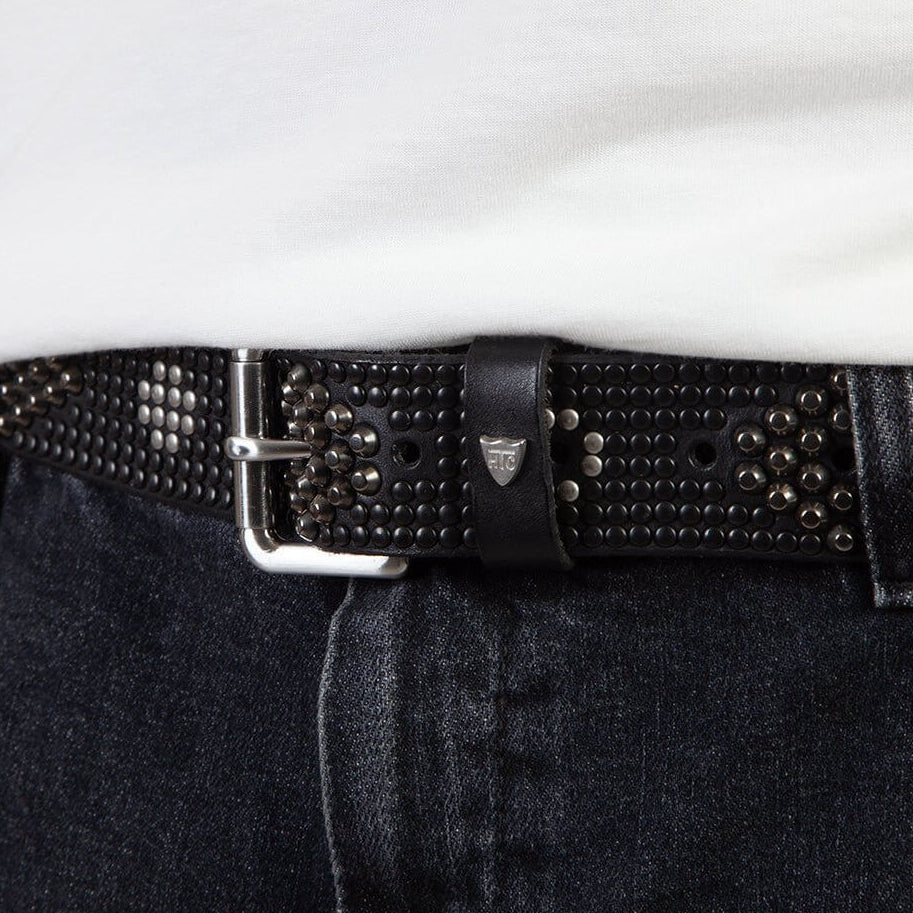 HTC LOS ANGELES TORY BELT TORY BELT Black leather belt with mixed studs .Height: 3 cm. Made in Italy. Hollywood Trading Company Hollywood Trading Company