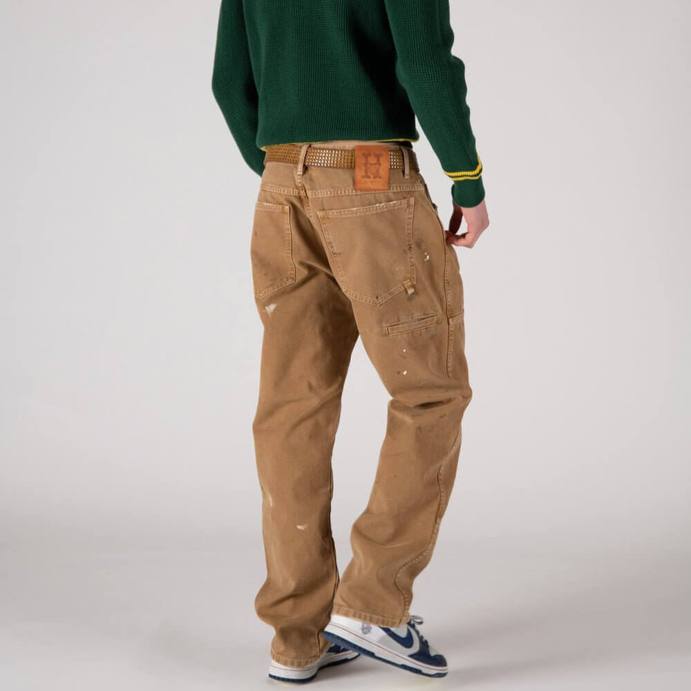Hollywood Trading Company WORKB**** WORKB**** Cargo jeans with front button and zip closure. Back leather logo patch. Stonewashed coloring may vary. Five pockets. Hem: 21 cm. Composition: 100% Cotton Hollywood Trading Company Hollywood Trading Company